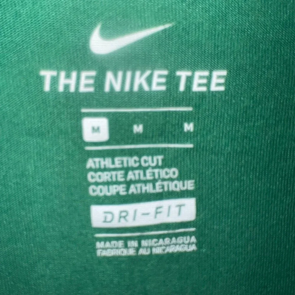 Nike Boston Celtics Kyrie Irving T Shirt Men's Sz M Green #11 Dri-Fit Jersey Tee